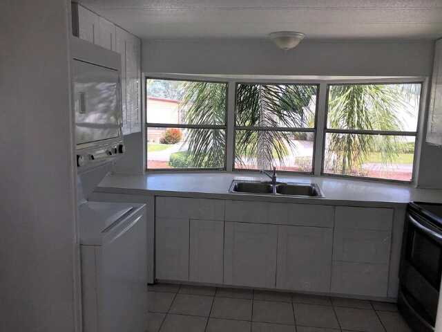 Lake Worth, FL 33463 (6)