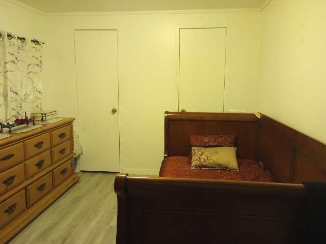 Lake Worth, FL 33463 (7)